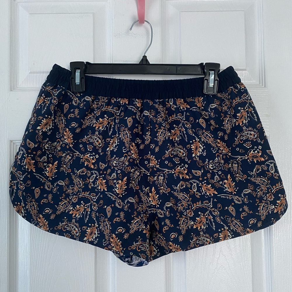 Reversible Flowy Shorts! In very good condition